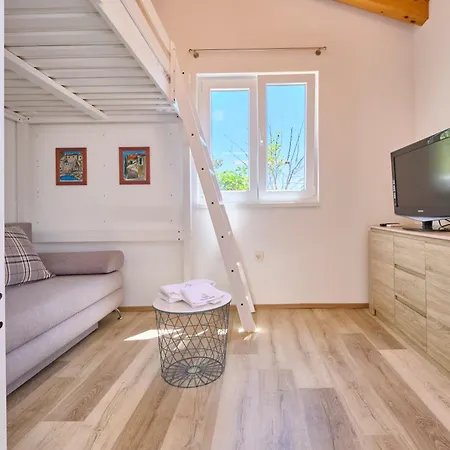 Amalka Mare By Litto *